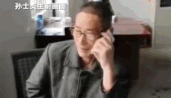 喇叭里喊话别出门的老支书走了